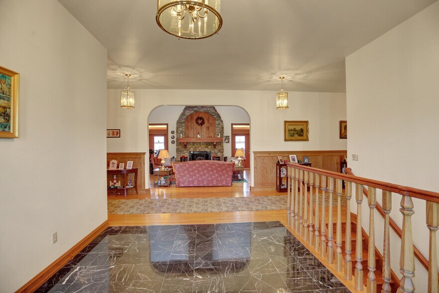 More Photos Of 600 Airport Dr, Mifflintown Flex For Sale