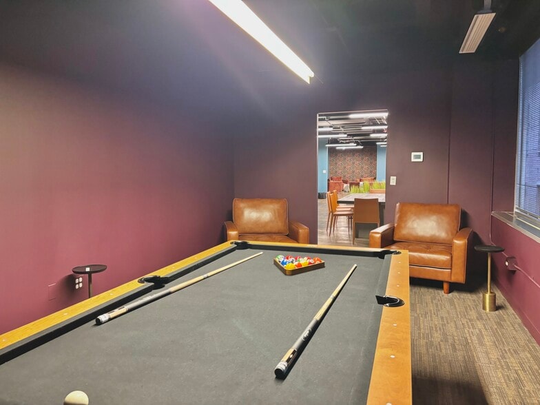 More Photos Of 29 N Wacker Dr, Chicago Office For Lease
