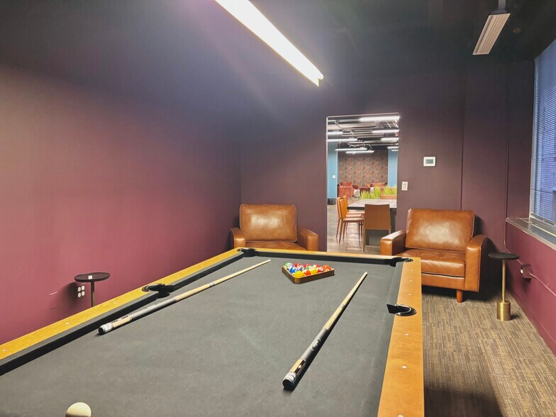 More Photos Of 29 N Wacker Dr, Chicago Office For Lease