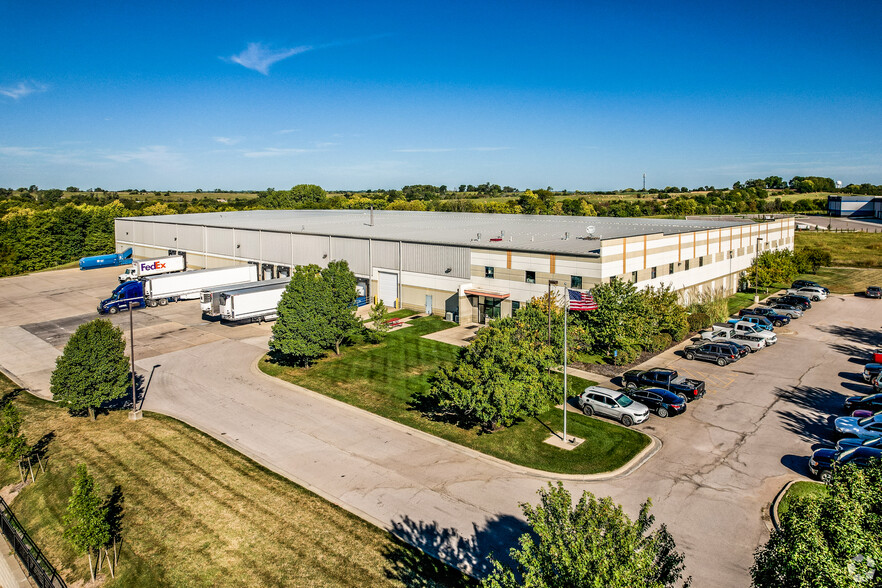 Primary Photo Of 3155 W Heartland Dr, Liberty Warehouse For Lease