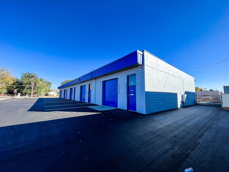 More Photos Of 3120 Beacon St, Colorado Springs Warehouse For Lease