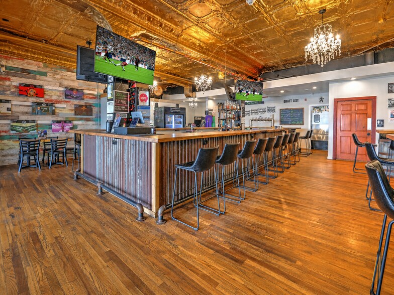 More Photos Of , Fox Lake Unknown For Sale