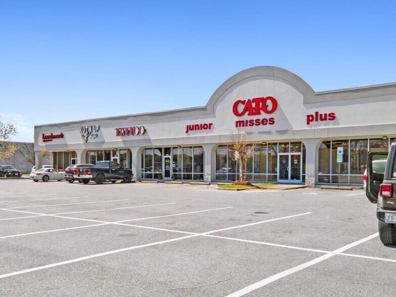 More Photos Of 240 Greenville Blvd SE, Greenville Unknown For Lease