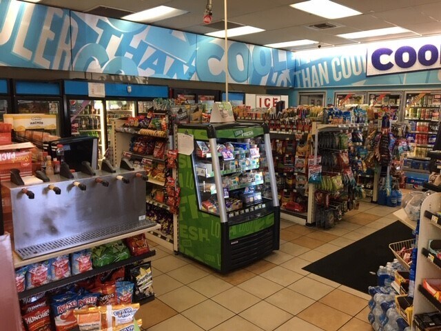 More Photos Of 2933 65th St, Sacramento Service Station For Sale