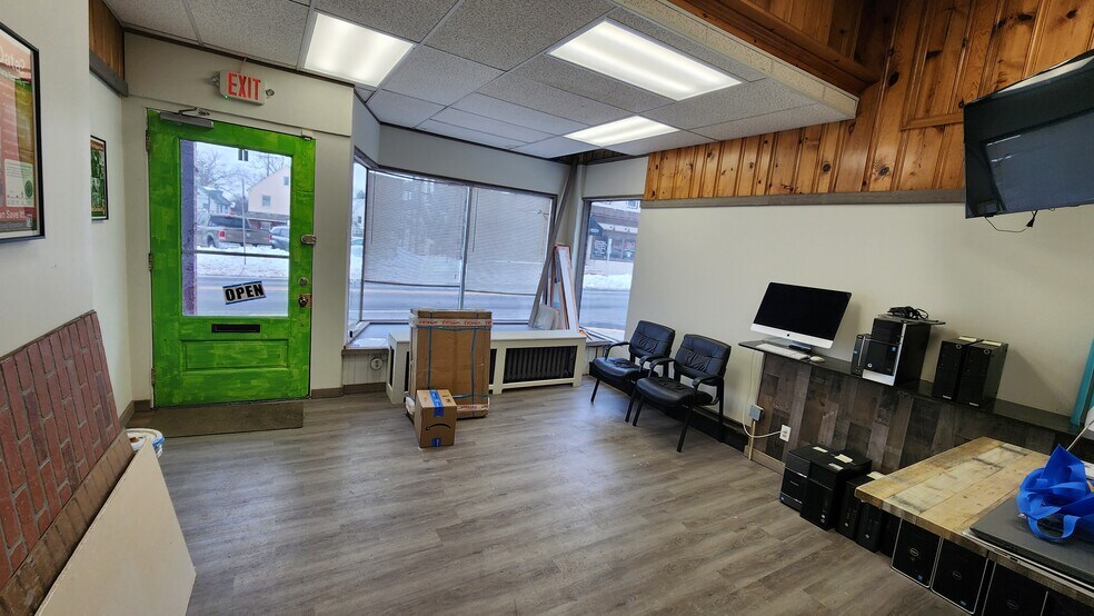 More Photos Of 11 N Broadway, Pitman Storefront Retail Residential For Lease