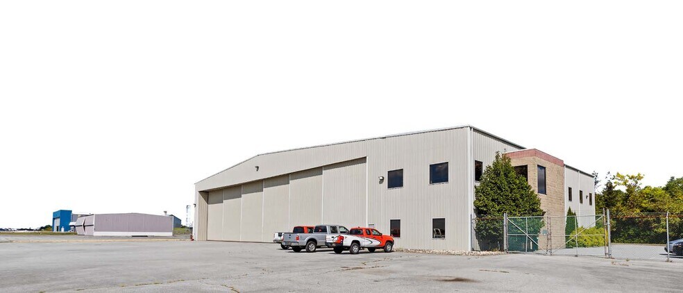 More Photos Of 2000 Brett Rd, New Castle Warehouse For Sale