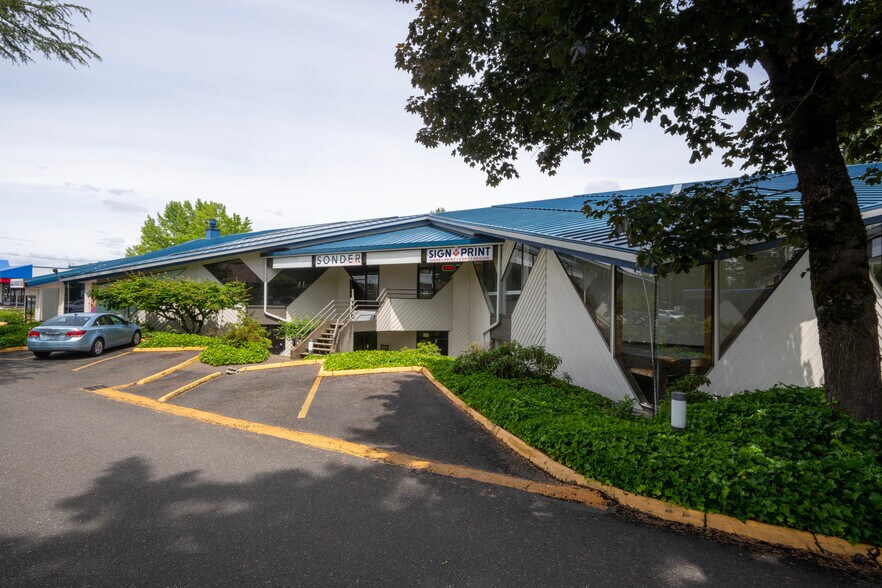 More Photos Of 9955 SW Beaverton Hillsdale Hwy, Beaverton Unknown For Lease