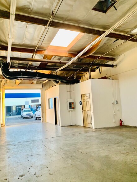 More Photos Of 14300 Elsworth St, Moreno Valley Warehouse For Lease