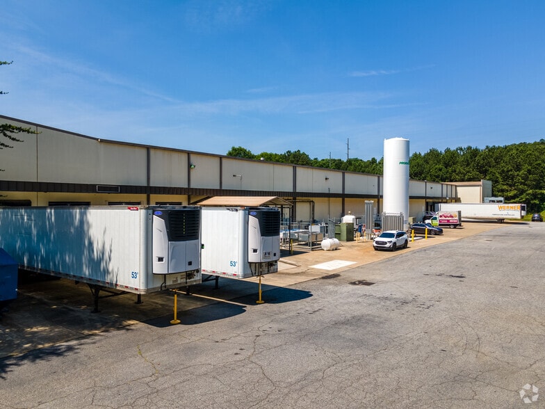 More Photos Of 1730 W Oak Commons Ct, Marietta Distribution For Lease