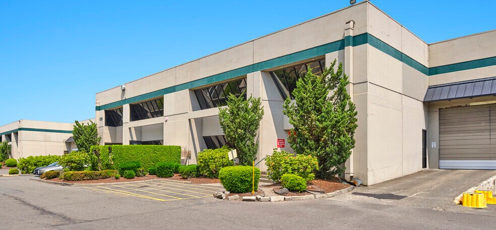 More Photos Of 510-550 Andover Park W, Tukwila Warehouse For Lease