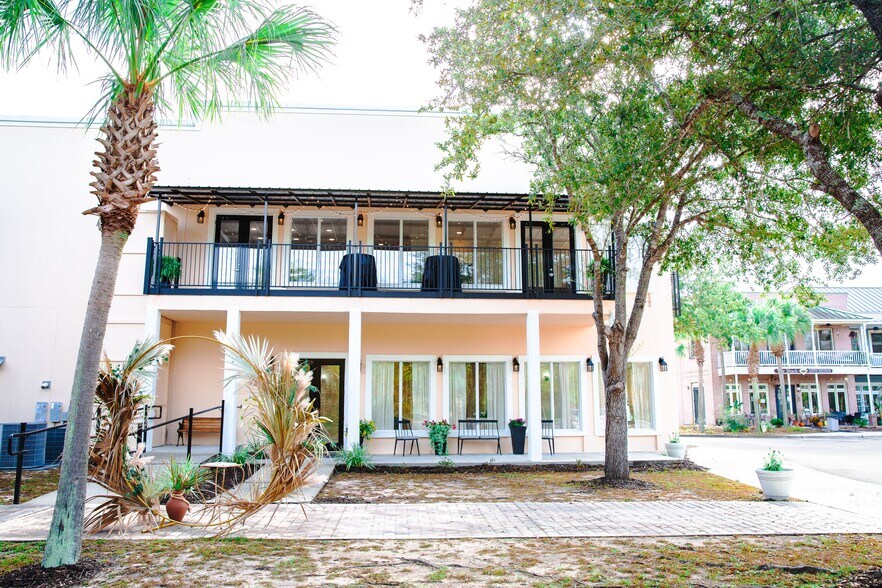 More Photos Of 30 Old Palmetto Path, Saint Marks Restaurant For Sale