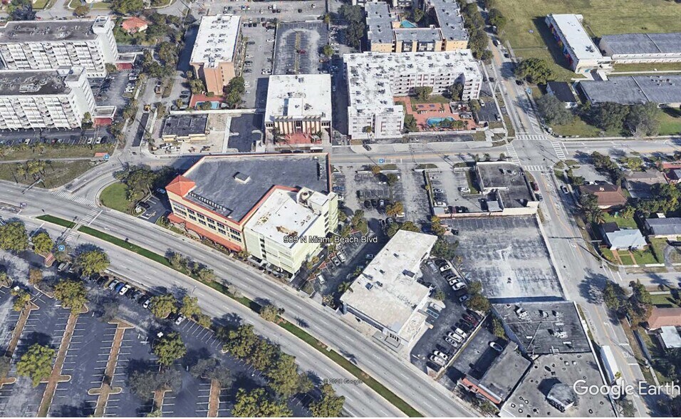 More Photos Of 909 NE 163rd St, North Miami Beach Medical For Sale