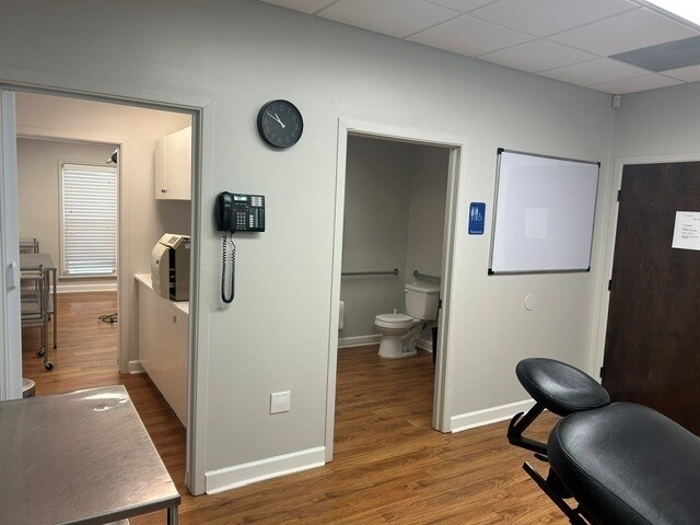 More Photos Of 6315 Amherst Ct, Peachtree Corners Medical For Sale