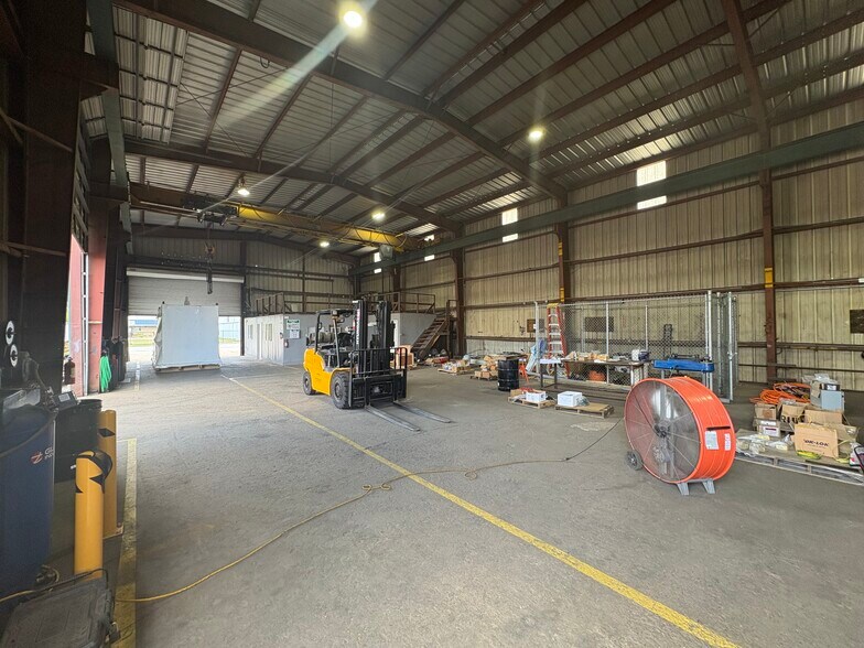 More Photos Of 5719 Cunningham Rd, Houston Unknown For Lease