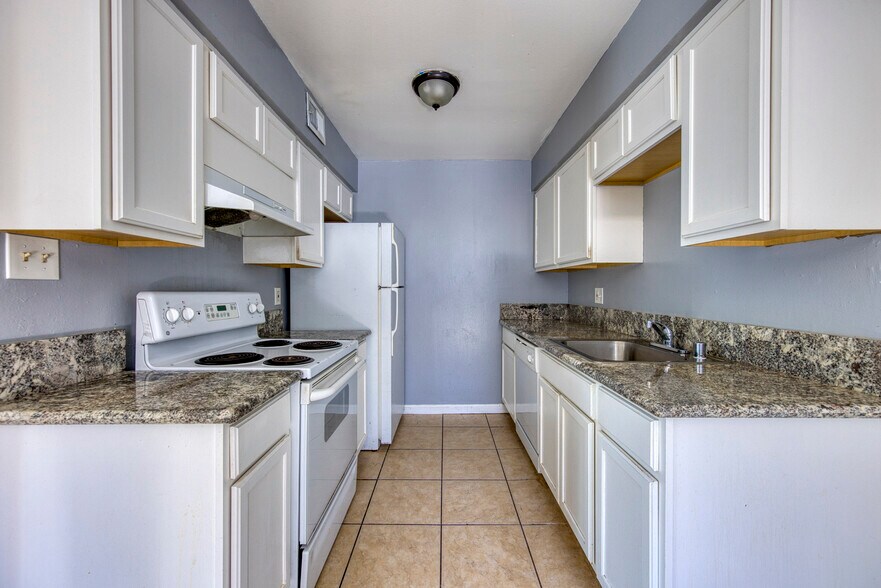 More Photos Of 6267 Martin Luther King Jr Blvd, Sacramento Apartments For Sale