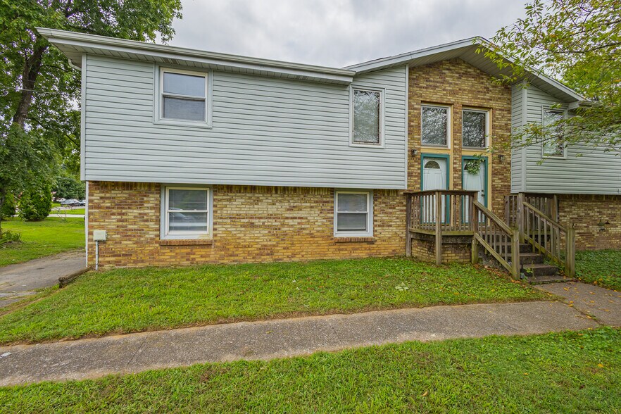 More Photos Of 4299 Sweden Dr, Hermitage Multifamily For Sale