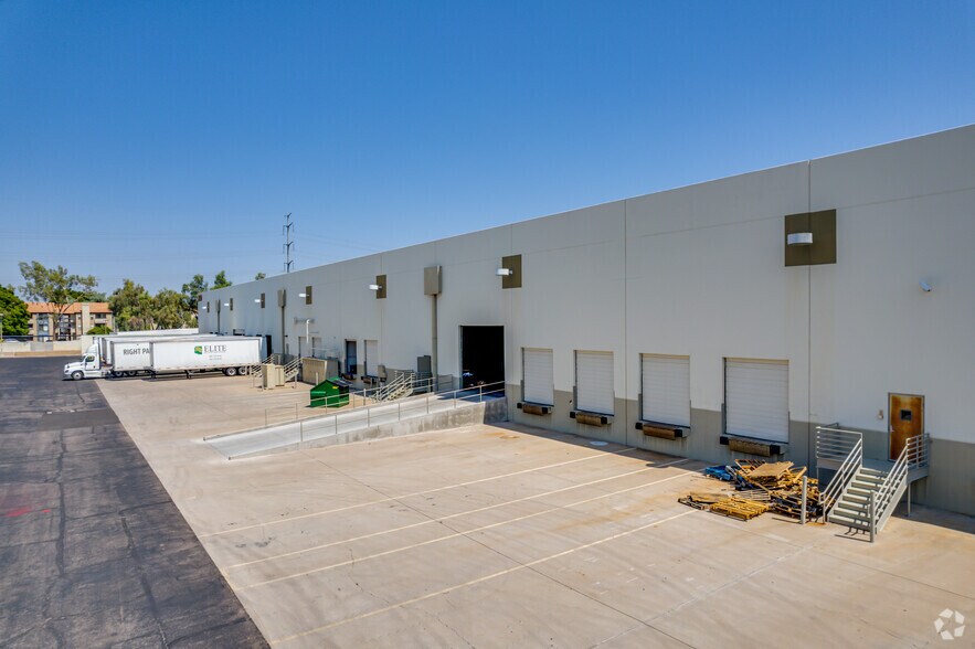 More Photos Of 7419 S Roosevelt St, Tempe Warehouse For Lease