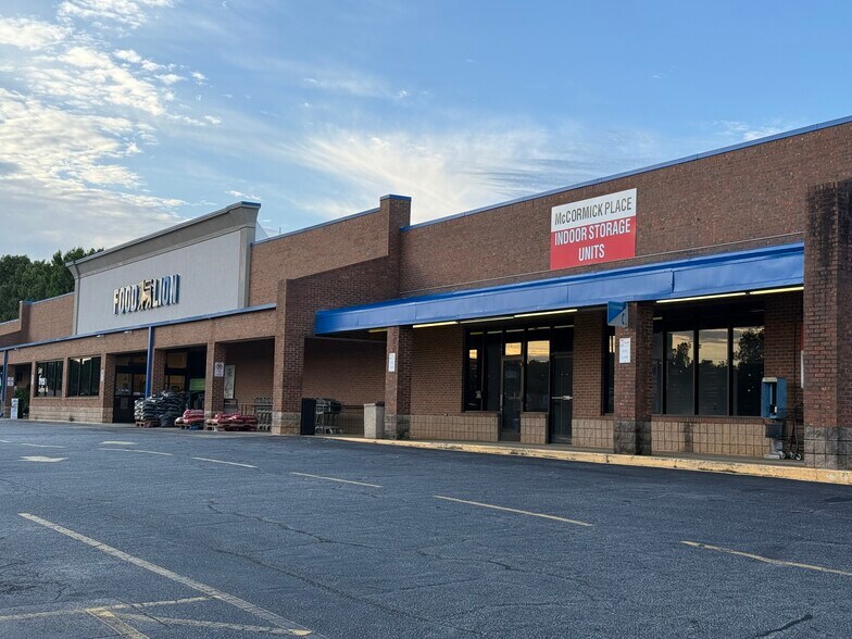 More Photos Of 314 S Mine St, McCormick Unknown For Lease