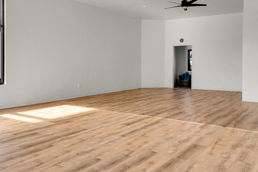 More Photos Of 3519-3521 6th Ave, Tacoma Office For Sale