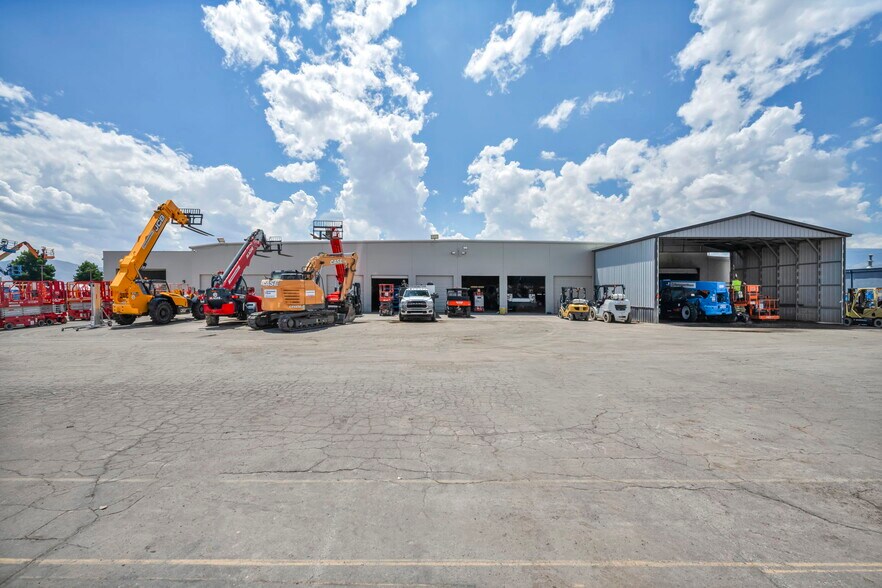 More Photos Of 3223 Mill St, Reno Service For Lease