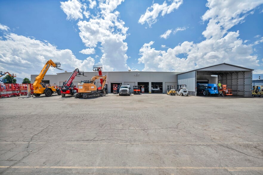 More Photos Of 3223 Mill St, Reno Service For Lease