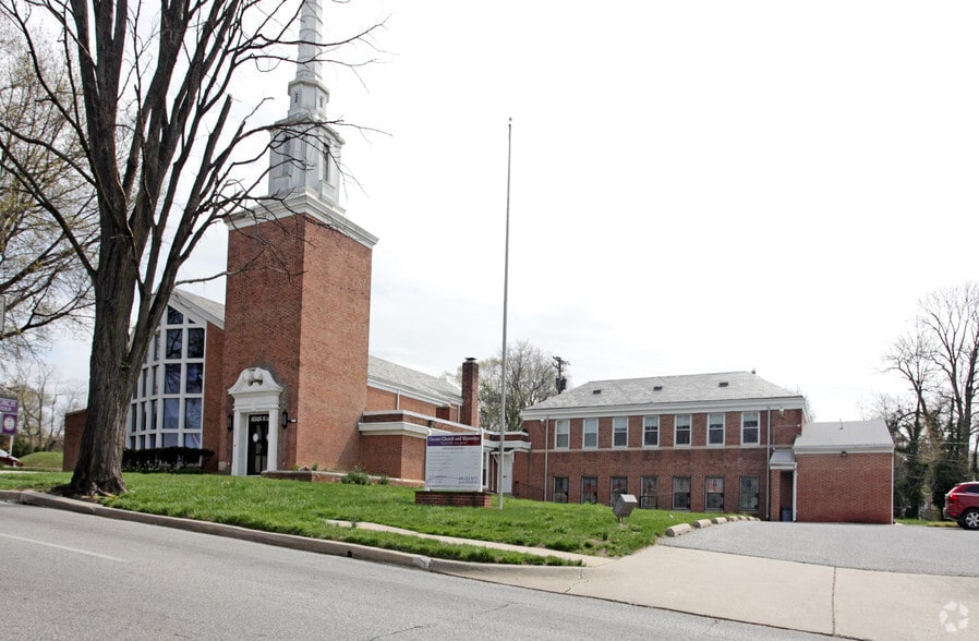 More Photos Of 5615 The Alameda, Baltimore Religious Facility For Sale