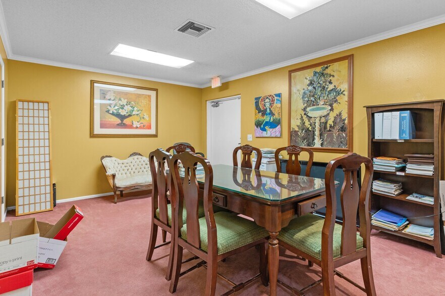 More Photos Of 14309 Old Dixie Hwy, Hudson Office For Sale