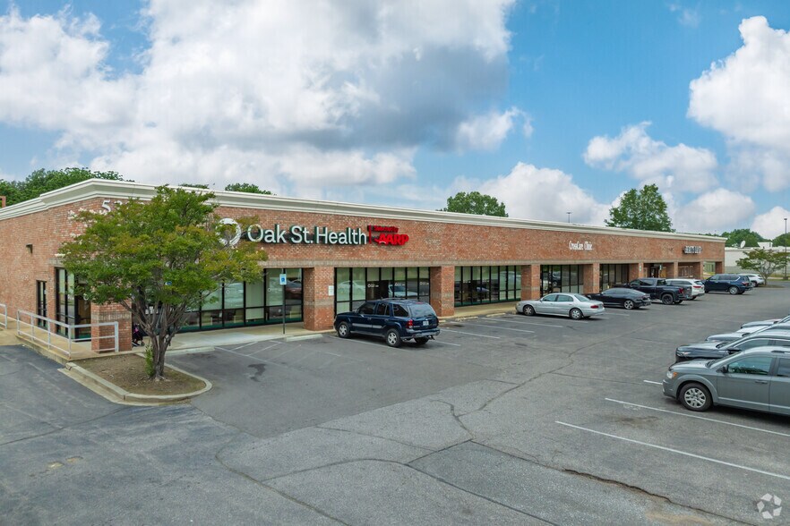 Primary Photo Of 5339 Elvis Presley Blvd, Memphis Storefront Retail Office For Lease