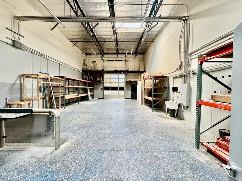 More Photos Of 909 S Cucamonga Ave, Ontario Warehouse For Sale