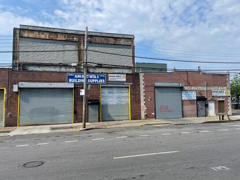 More Photos Of 1201 Oakpoint Ave, Bronx Warehouse For Lease