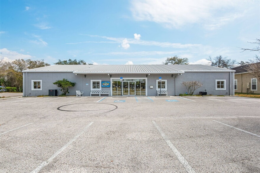 More Photos Of 8361 Stone Run Ct, Tampa Office For Sale