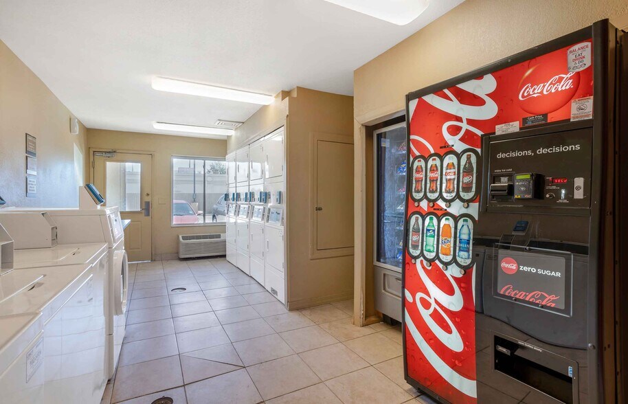 More Photos Of 150 Valley Wood Dr, Spring Hotel For Sale