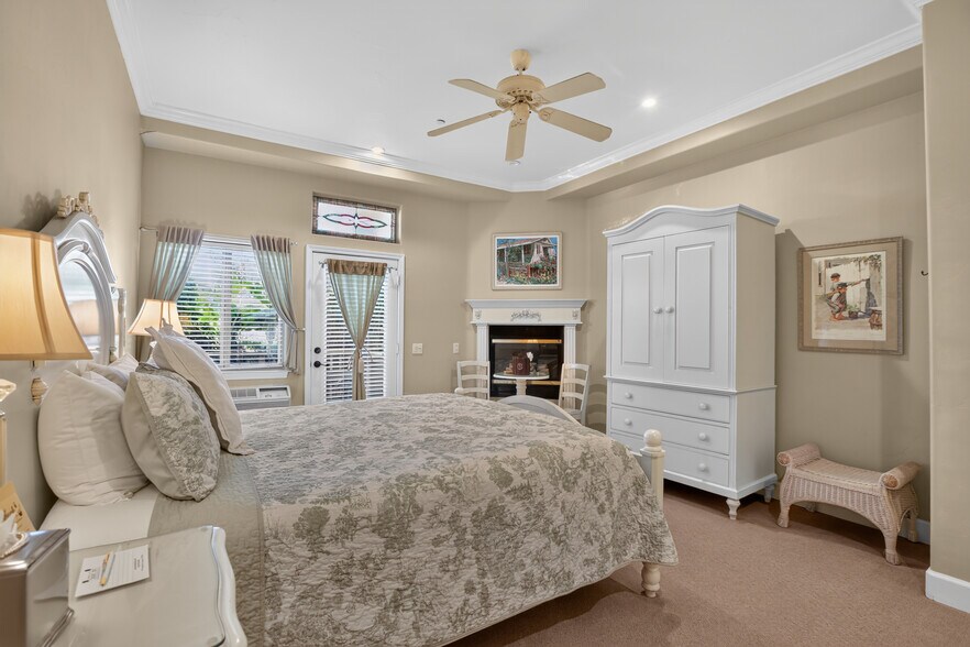 More Photos Of 95 S Ocean Ave, Cayucos Hospitality For Sale