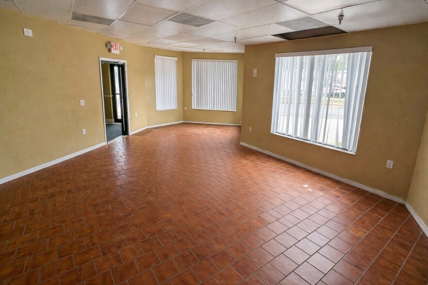 More Photos Of Near Downtown New Port Richey, New Port Richey Office For Sale