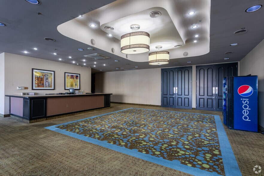 More Photos Of 1055 Van Ness Ave, Fresno Hotel For Sale