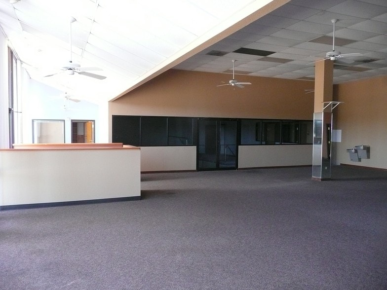 More Photos Of 400-450 E Highway 67, Duncanville Unknown For Lease