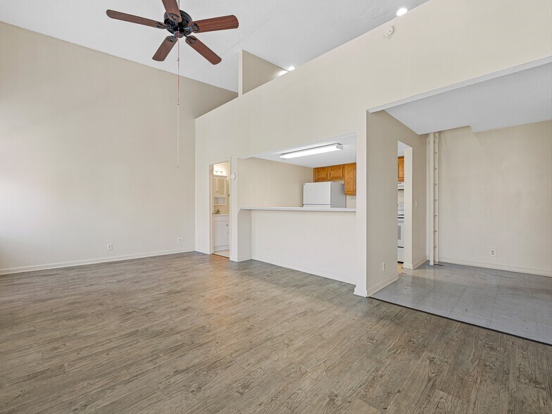 More Photos Of 58 Broadway St, Asheville Storefront Retail Residential For Sale