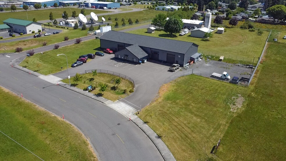 Primary Photo Of 1418 Mahoney Dr, Centralia Industrial For Sale