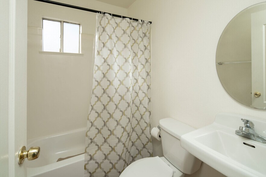 More Photos Of 3224 W Madison St, Phoenix Apartments For Sale