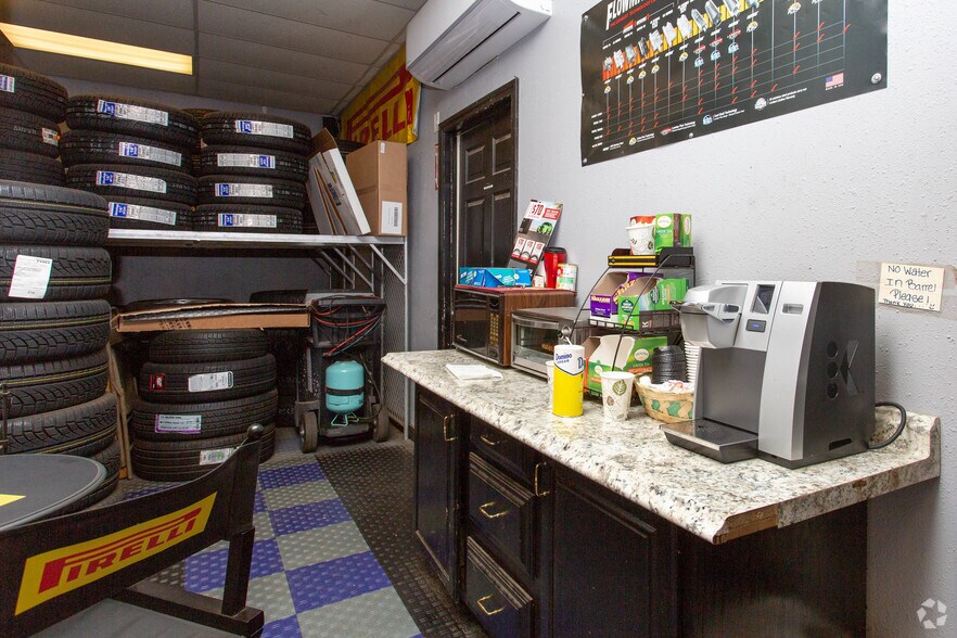 More Photos Of 30 Harvard Ave, Medford Auto Repair For Sale