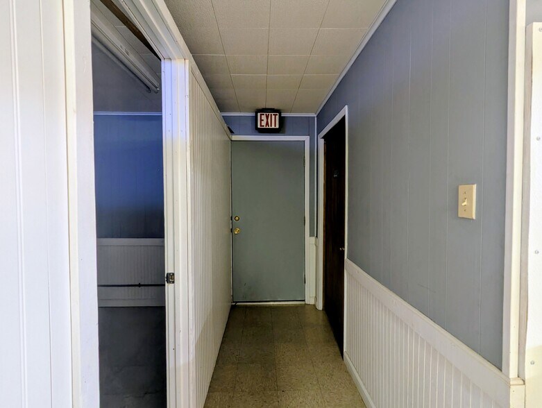 More Photos Of 5733 Highway 69 S, Kountze Freestanding For Sale
