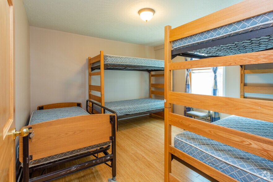 More Photos Of 144 Ashocon Way, Hartwick Specialty For Sale