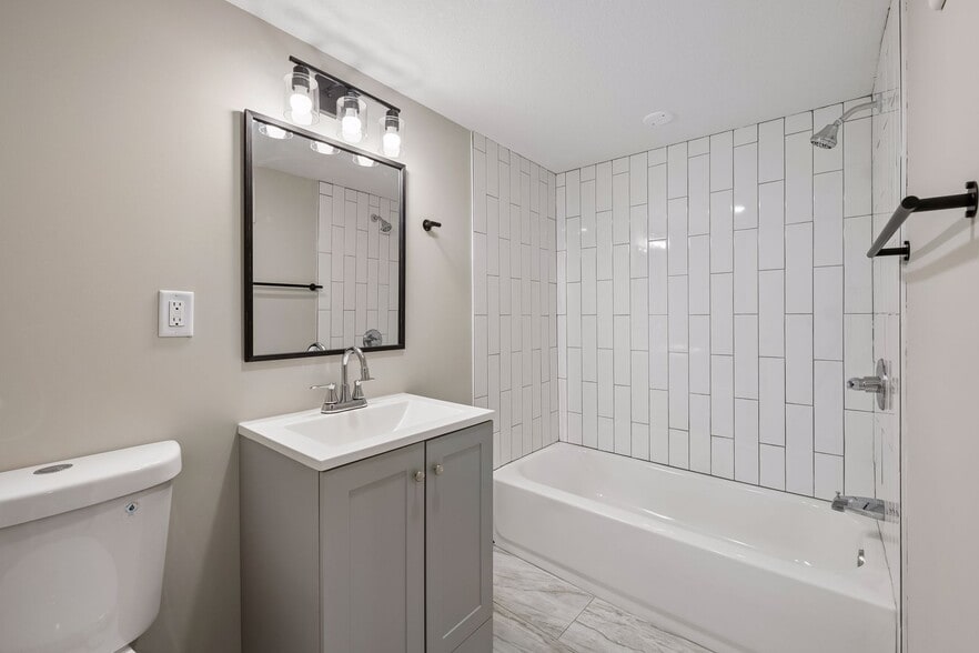 More Photos Of 4330 5th Ave S, Minneapolis Apartments For Sale