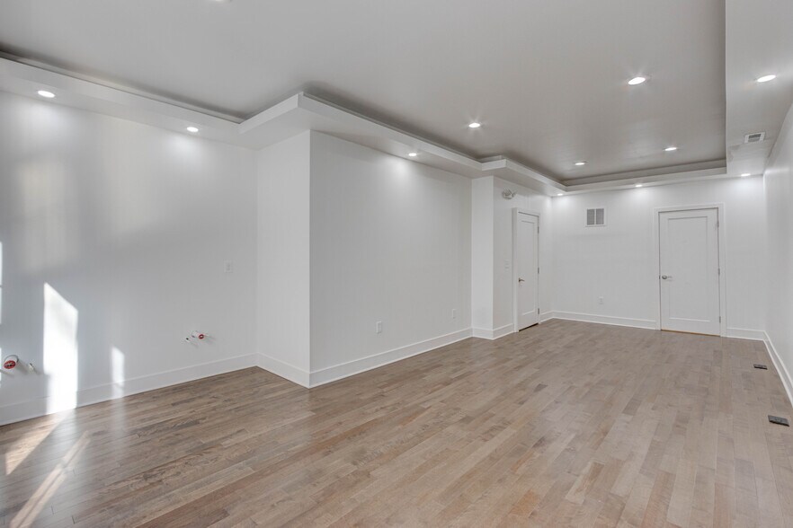 More Photos Of 833 N Howard St, Baltimore Storefront Retail Office For Lease