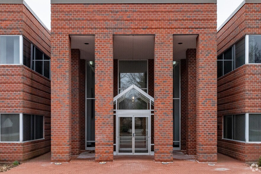 More Photos Of 100 Foxborough Blvd, Foxborough Office For Lease