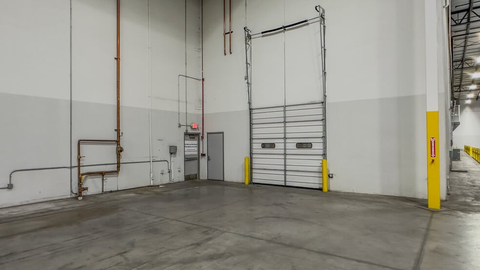 More Photos Of 465 Industrial Ave, Santa Teresa Manufacturing For Sale