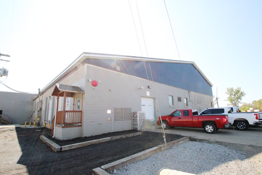 More Photos Of 1550 Spruce St, Wooster Industrial For Sale