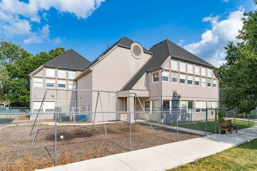 More Photos Of , Columbus Office For Sale