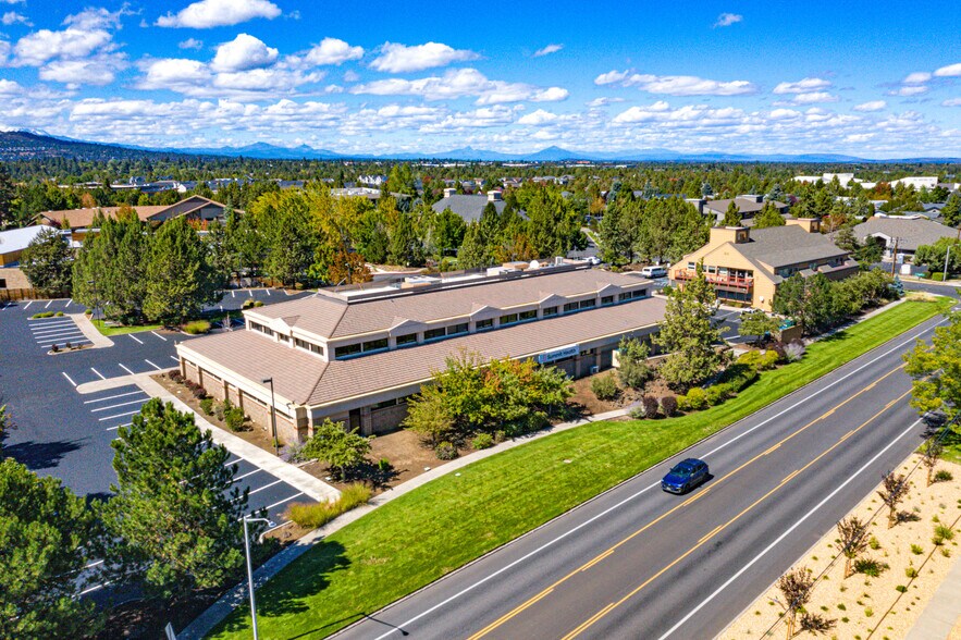 Primary Photo Of 2090 NE Wyatt Ct, Bend Medical For Sale