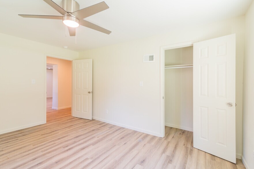 More Photos Of 506 E Marion St, Shelby Apartments For Sale